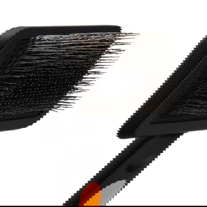 Fiskars Slicker Brush Karde