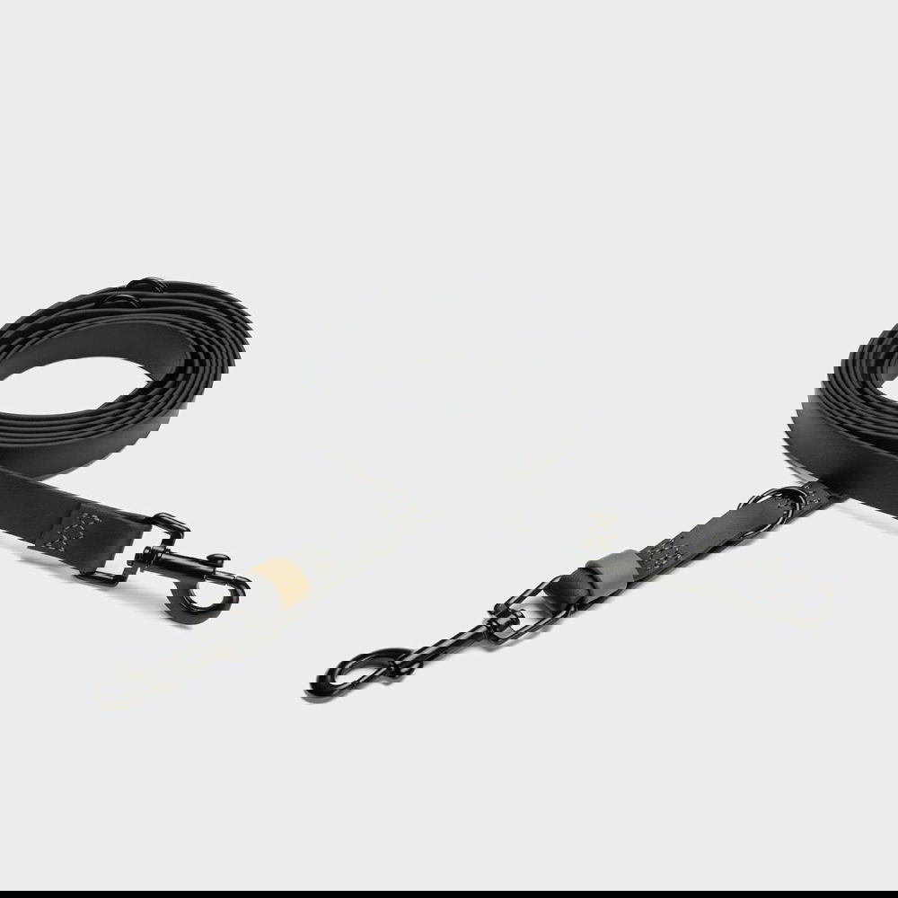 Cloud7 Ipanema Justerbart Multikoppel i Biothane Svart