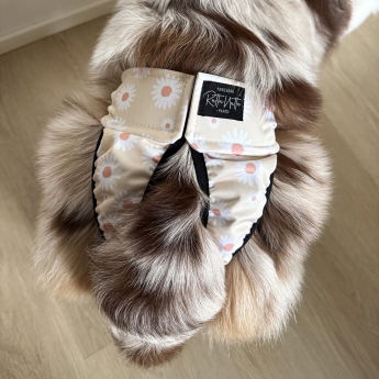 RuttuNuttu juoksupöksyt kietaisumalli, daisies